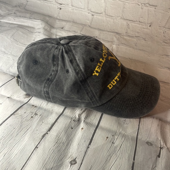 Yellowstone Dutton Ranch Hat - Picture 3 of 7